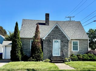 1129 Marshall Dr, Erie, PA 16505