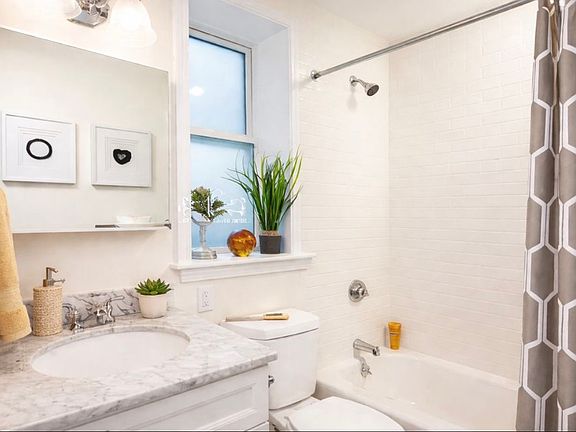 4th image of 1620 Massachusetts Ave #17