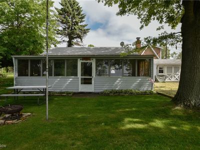 5813 E Gordon Shore Dr, Pt Clinton, OH, 43452