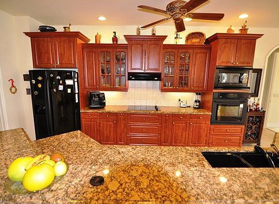 5th image of 1110 SW 28th St