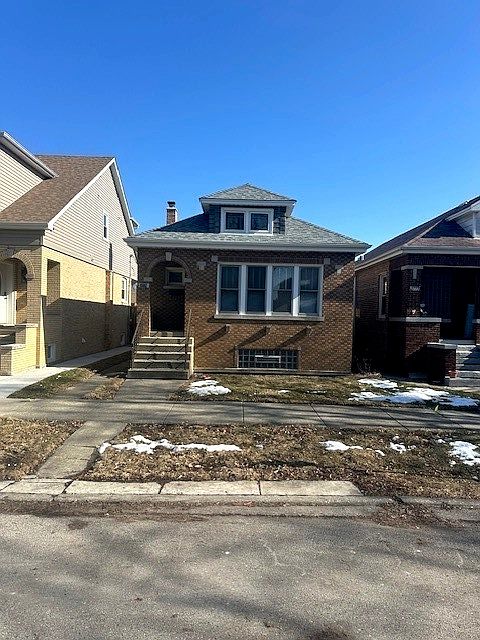 1st image of 3725 N Newland Ave