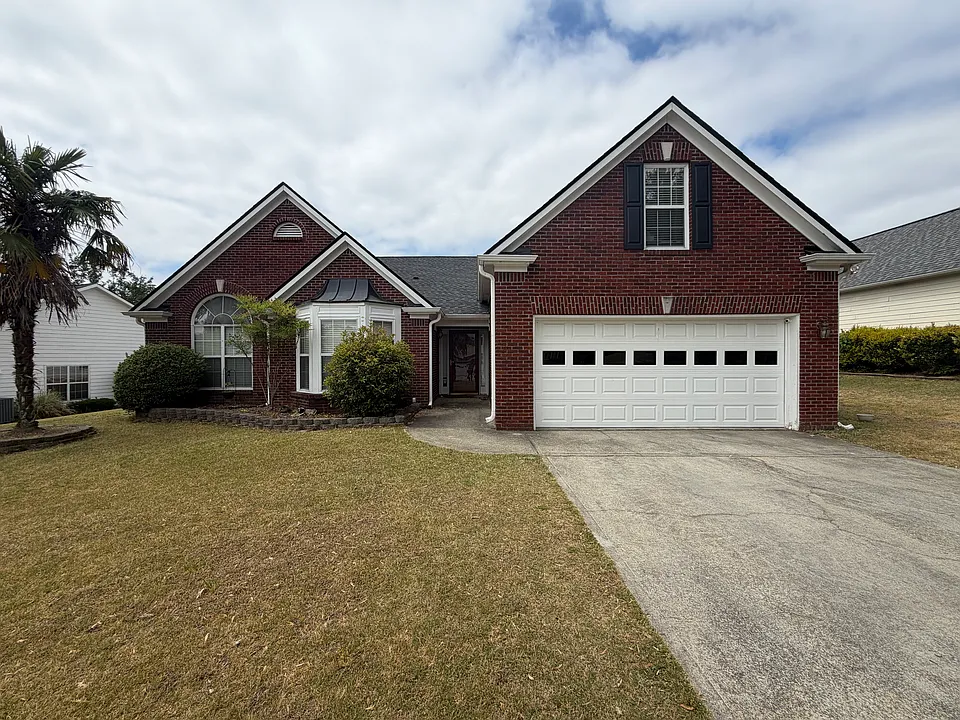 1032 Fairmont Park Dr