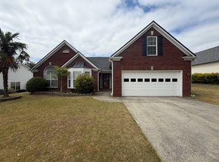 1032 Fairmont Park Dr, Dacula, GA 30019
