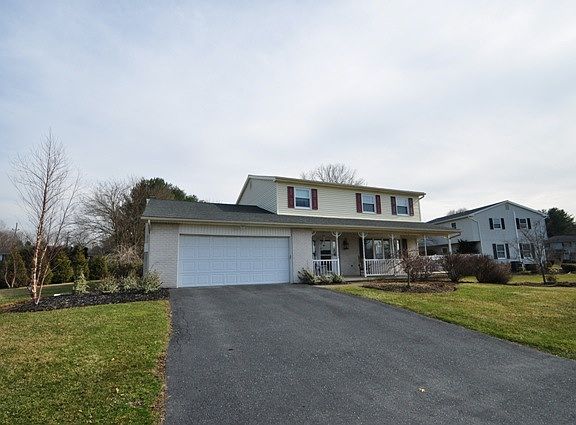 4th image of 450 Dogwood Ln