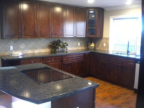 3rd image of 6384 Barbara Ln