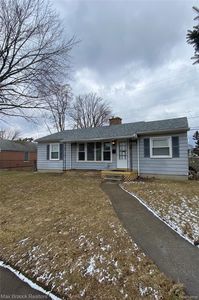 15835 Deerfield Ave, Eastpointe, MI, 48021