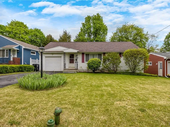 208 Harding Pl, Syracuse, NY 13205