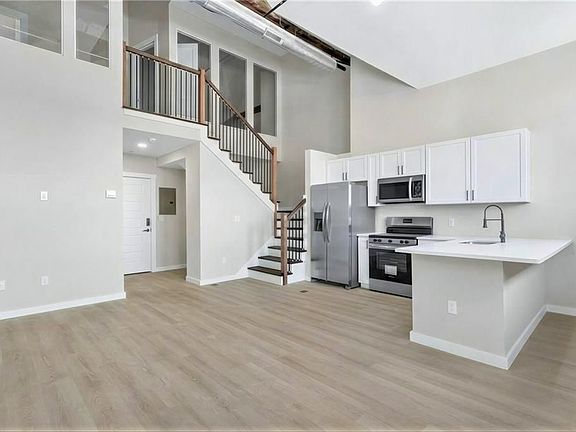 3rd image of 72 Kendrick Ave