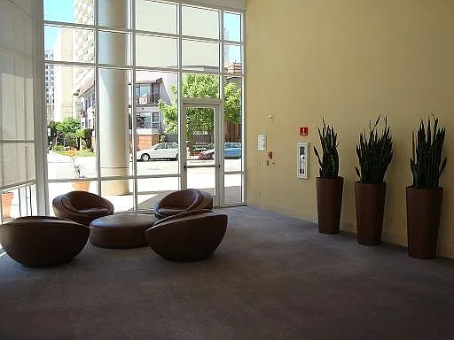 1 Lakeside Dr #6 — Photo 16