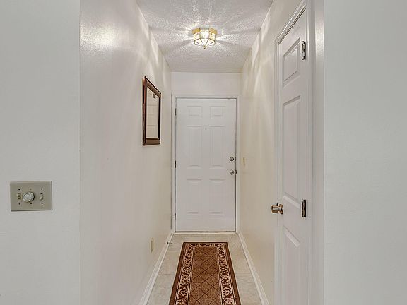 2nd image of 2986 Tuscarora Trl