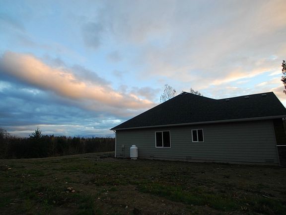 3rd image of 13309 72nd Ave E