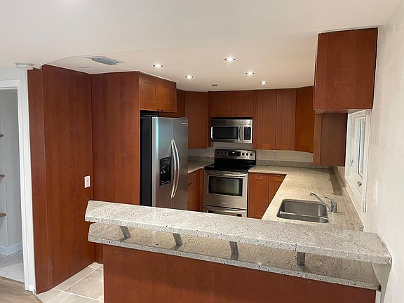 2nd image of 2835 Nela Ave #2
