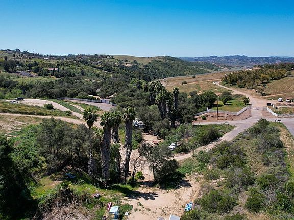 5th image of W Lilac Rd #0