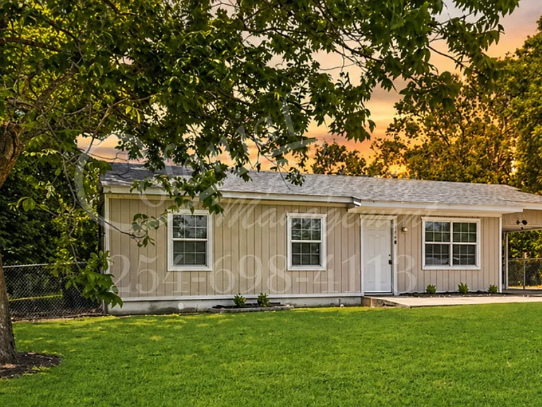 130 E Ruby Rd — Photo 1