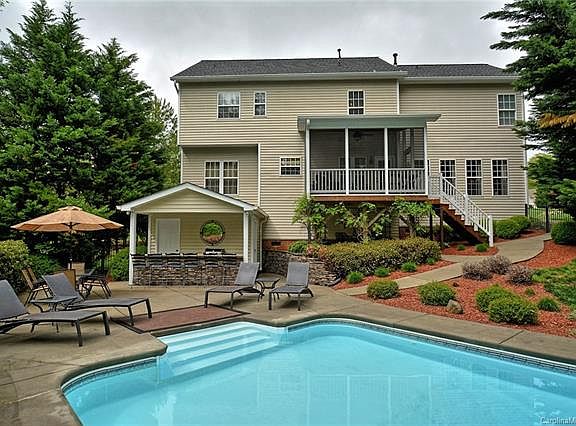 5th image of 115 Monument Ct
