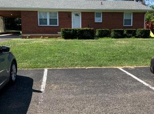 109 Howardstown Rd, Hodgenville, KY 42748