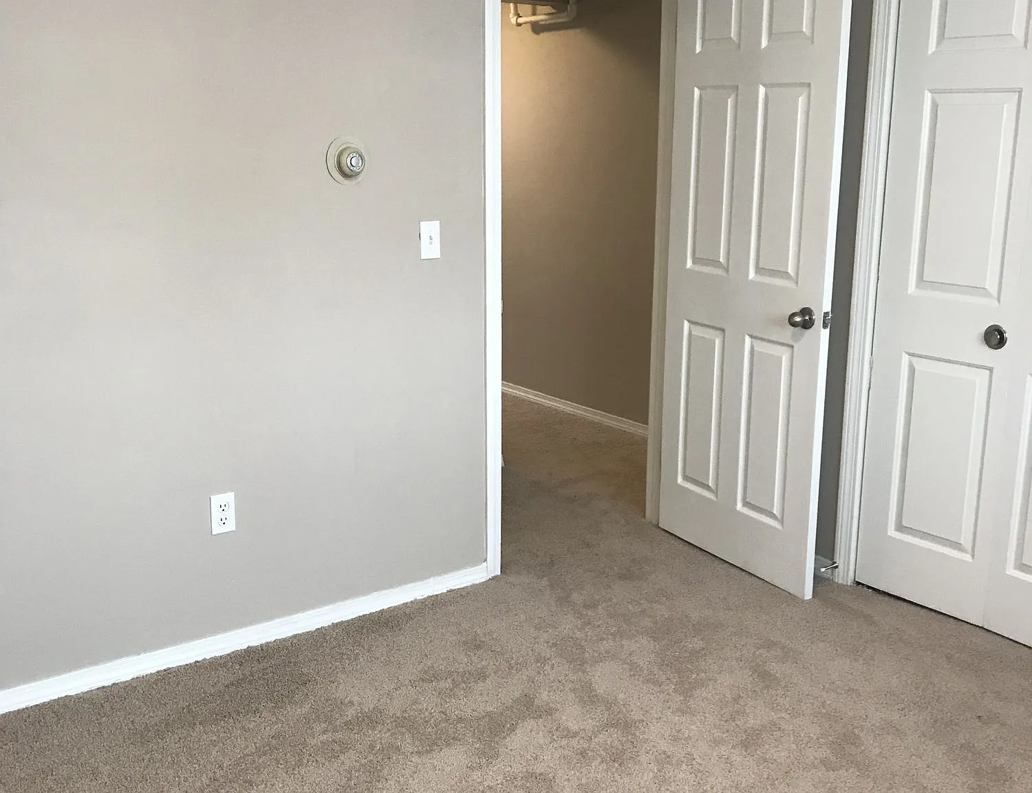 Edgewood Apartments — Photo 4