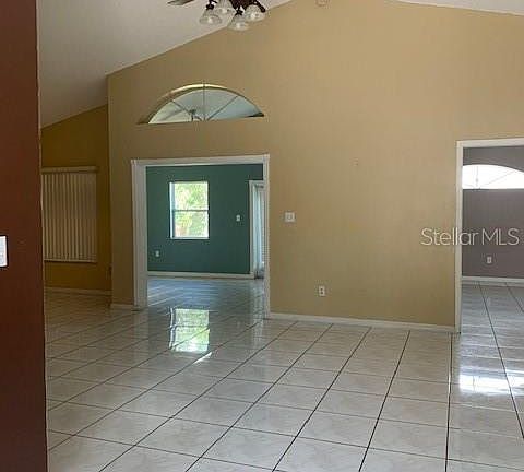 3rd image of 834 Woodfield Ct