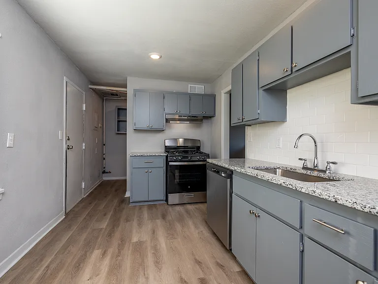 Blacklark Apartments — Photo 20