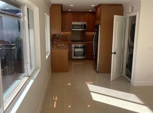 920 10th St APT 5, Coronado, CA 92118