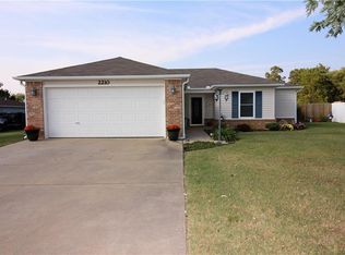 2210 S Harvey Wakefield Ave, Pea Ridge, AR 72751