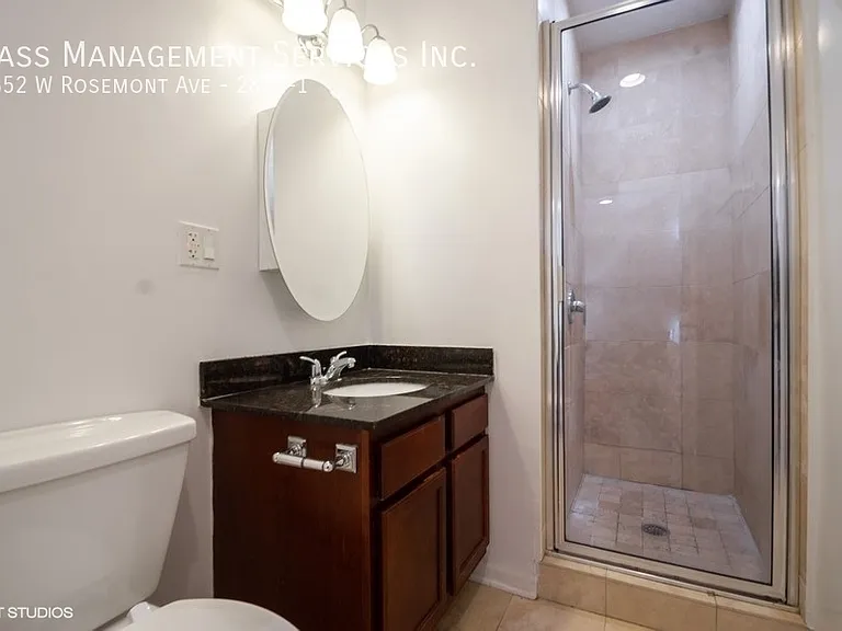 2852 W Rosemont Ave #1 — Photo 9