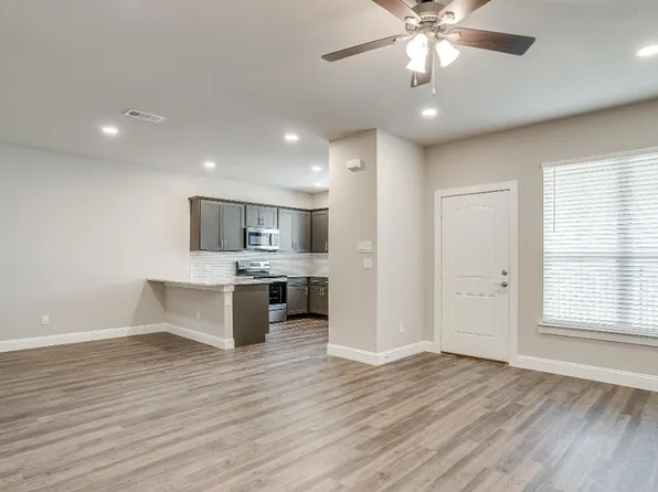Stone Lake Townhomes