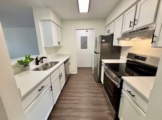 1716 Green Forest Run #209, Janesville, WI 53546