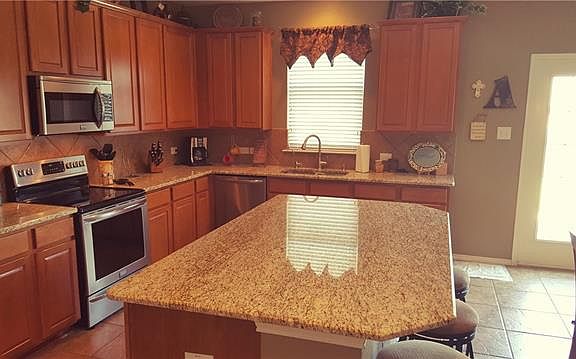 5th image of 10716 Vista Heights Blvd