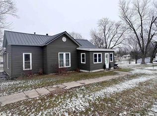 202 E Main St, Drakesville, IA 52552