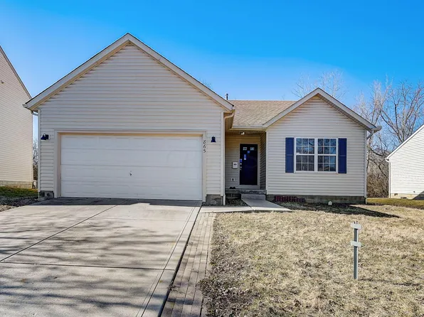 865 Crevis Ln, Columbus, OH 43228