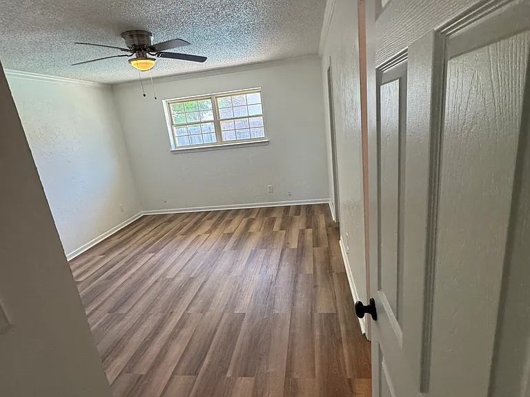 5605 Briargrove Dr — Photo 21