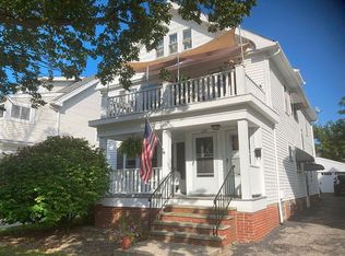 1281 Hathaway Ave, Lakewood, OH 44107