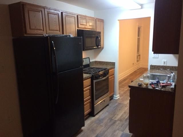 1st image of 143 Bay St