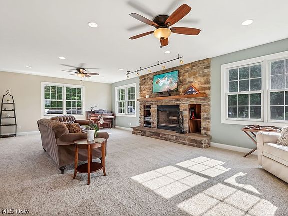 5th image of 11540 Frostwood Dr