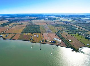 4251 S Main St, Anahuac, TX 77514