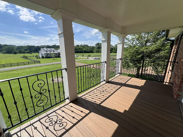 290 Kirk Ln — Photo 47