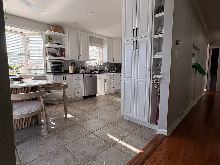 19 Hunt Pl — Photo 6