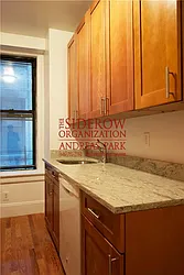 Rented by Siderow Residential Group