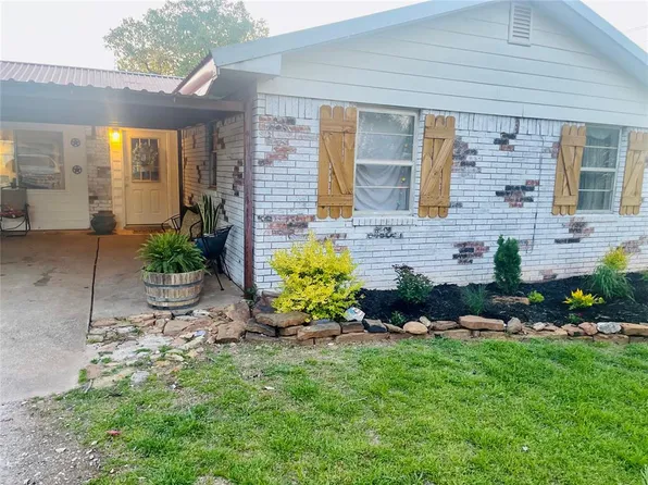 909 Lizzy Ann, Lindsay, OK 73052