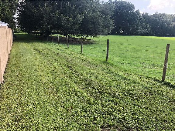 3rd image of 4946 Hidden Hills Dr