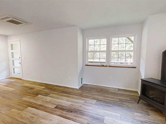 5th image of 7035 Cedar Flats Road SW