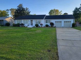 3830 Sweetbriar Rd, Wilmington, NC 28403