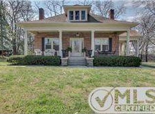 929 W 7th St, Columbia, TN 38401
