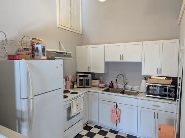 223 Sibley St, Hastings, MN