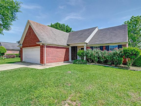 3rd image of 18179 Glenledi Dr