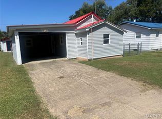 506 Fleming St, Bernie, MO 63822