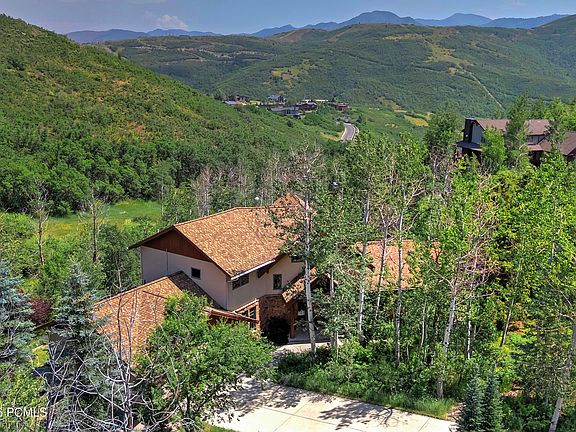 5th image of 726 N Donner Hill Cir