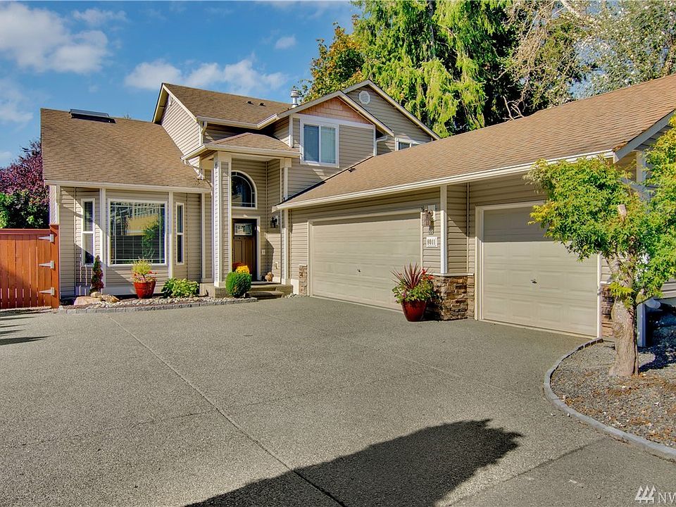 1st image of 8011 4th Pl NE