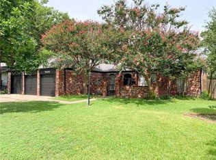 9016 Collinfield Dr, Austin, TX 78758